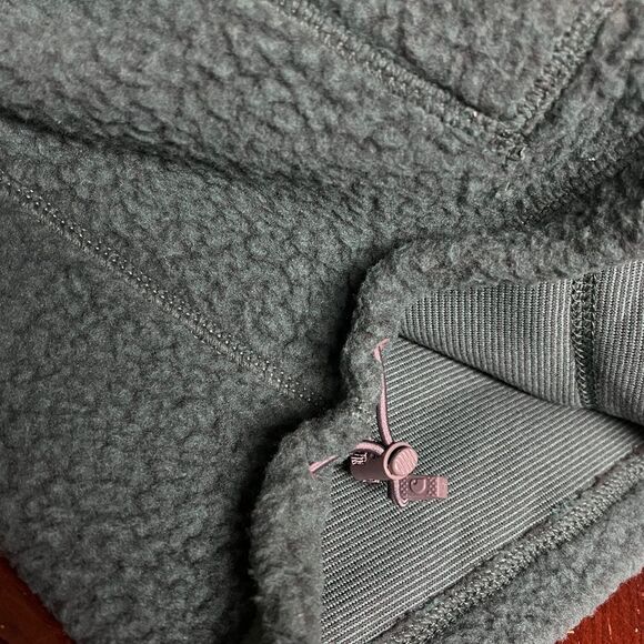 NWT Carhartt Womens Relaxed Fit Fleece Pullover Sweatshirt Sz M (8-10) - Picture 7 of 7